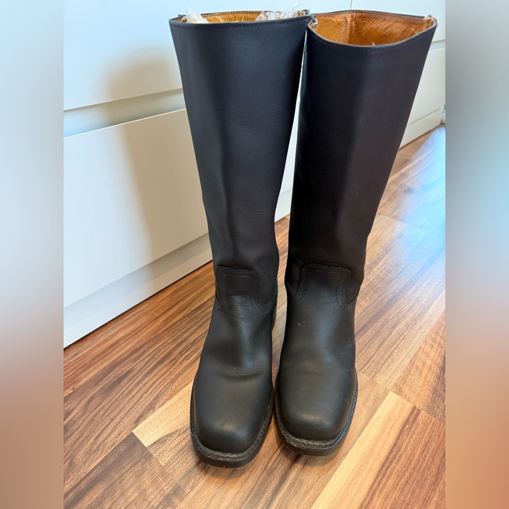 FRYE ENGINEER BOOTS size 39